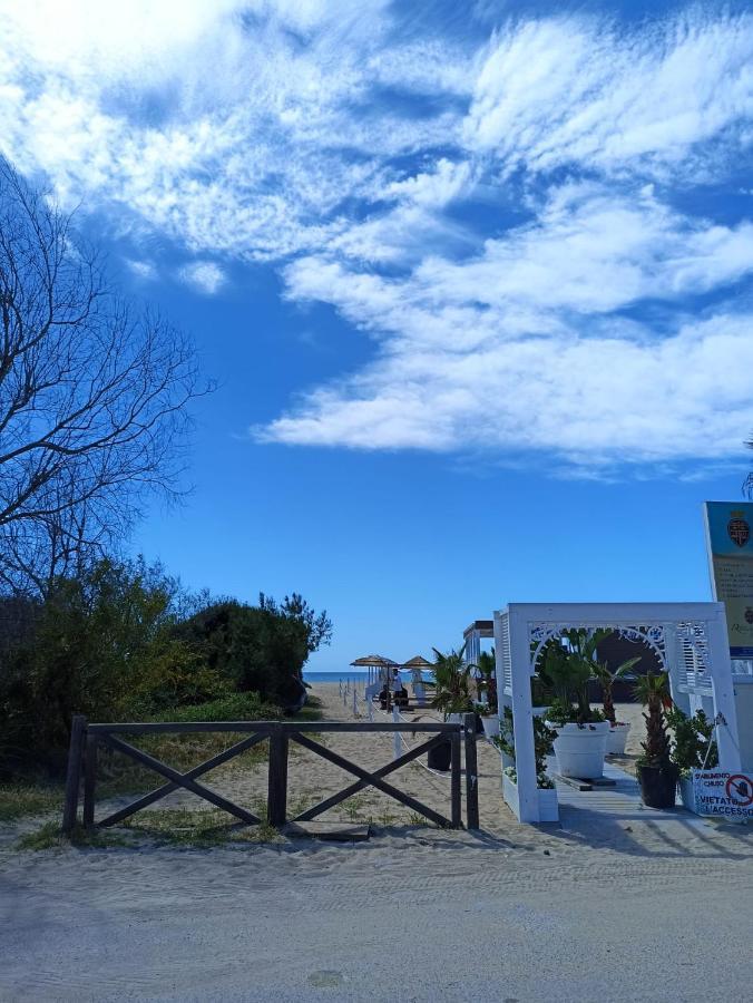 Casa Al Mare Le Dune Lido Marini Exteriör bild